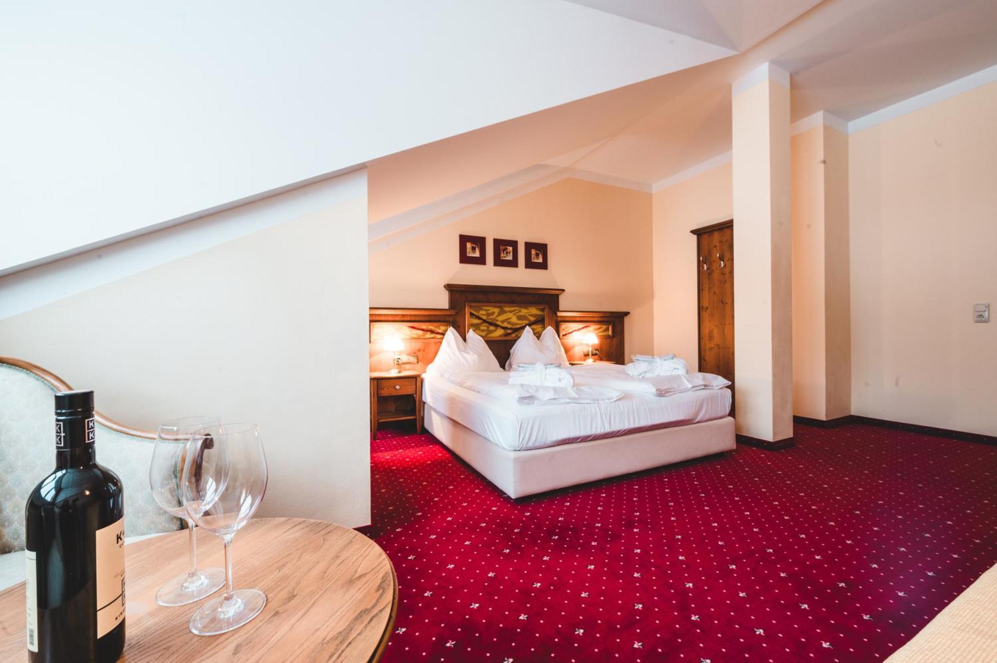 Cella Central Historic Boutique Hotel Zell am See Exterior foto