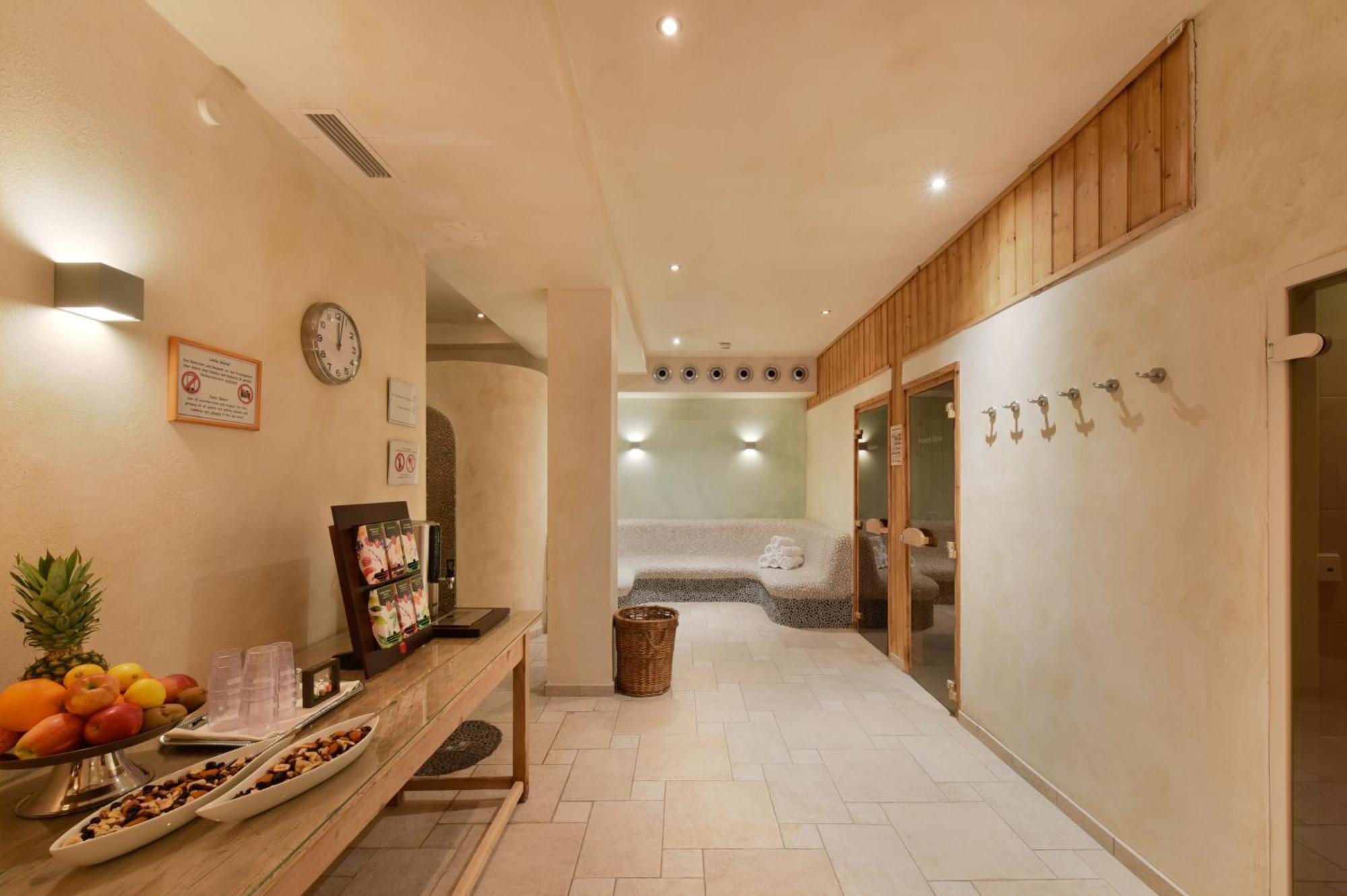 Cella Central Historic Boutique Hotel Zell am See Exterior foto